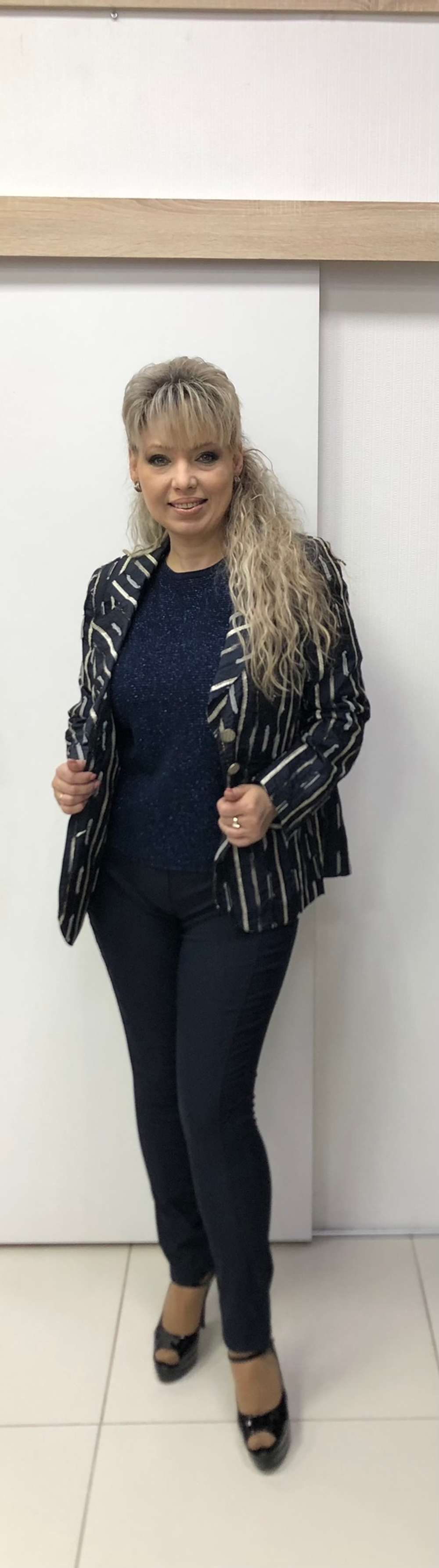 Узкие стрейчивые брючки с на флисе большие размеры