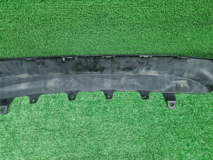 Юбка заднего бампера Toyota Camry xv70 (2017-н.в.)