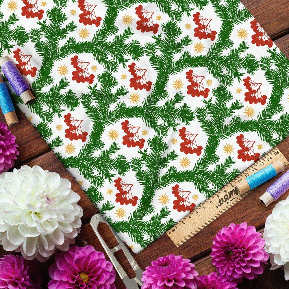 Ткань штапель узор из еловых веток и рябины