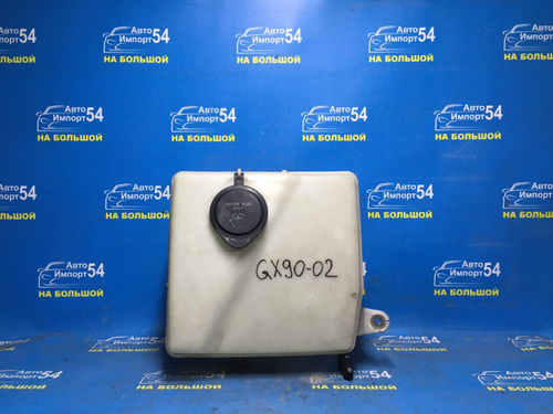 Бачок омывателя TOYOTA CRESTA 1992