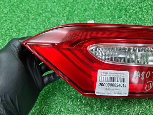 Фонарь правый внут Toyota Camry xv70 17-нв галоген