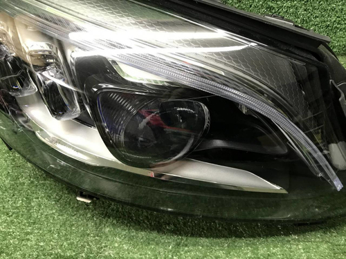 Фара правая Mercedes C w205 (18-23) Multibeam LED
