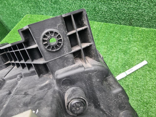 Фара правая Kia Soul 3 SK (2019-2022) галоген