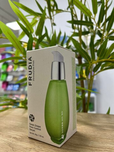Себорегулирующая сыворотка с экстрактом винограда Frudia Green Grape Pore Control Serum 50 мл.
