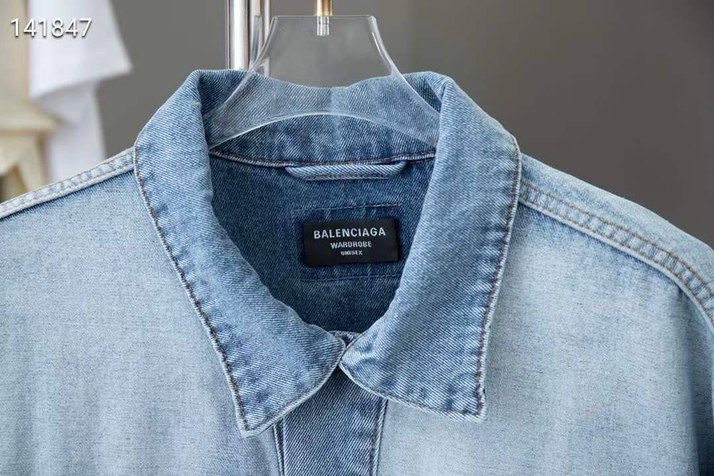 Джинсовая куртка Balenciaga
