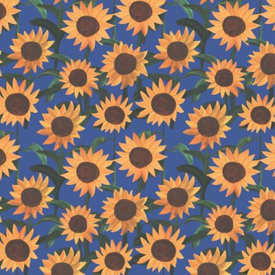 Подсолнухи на синем фоне