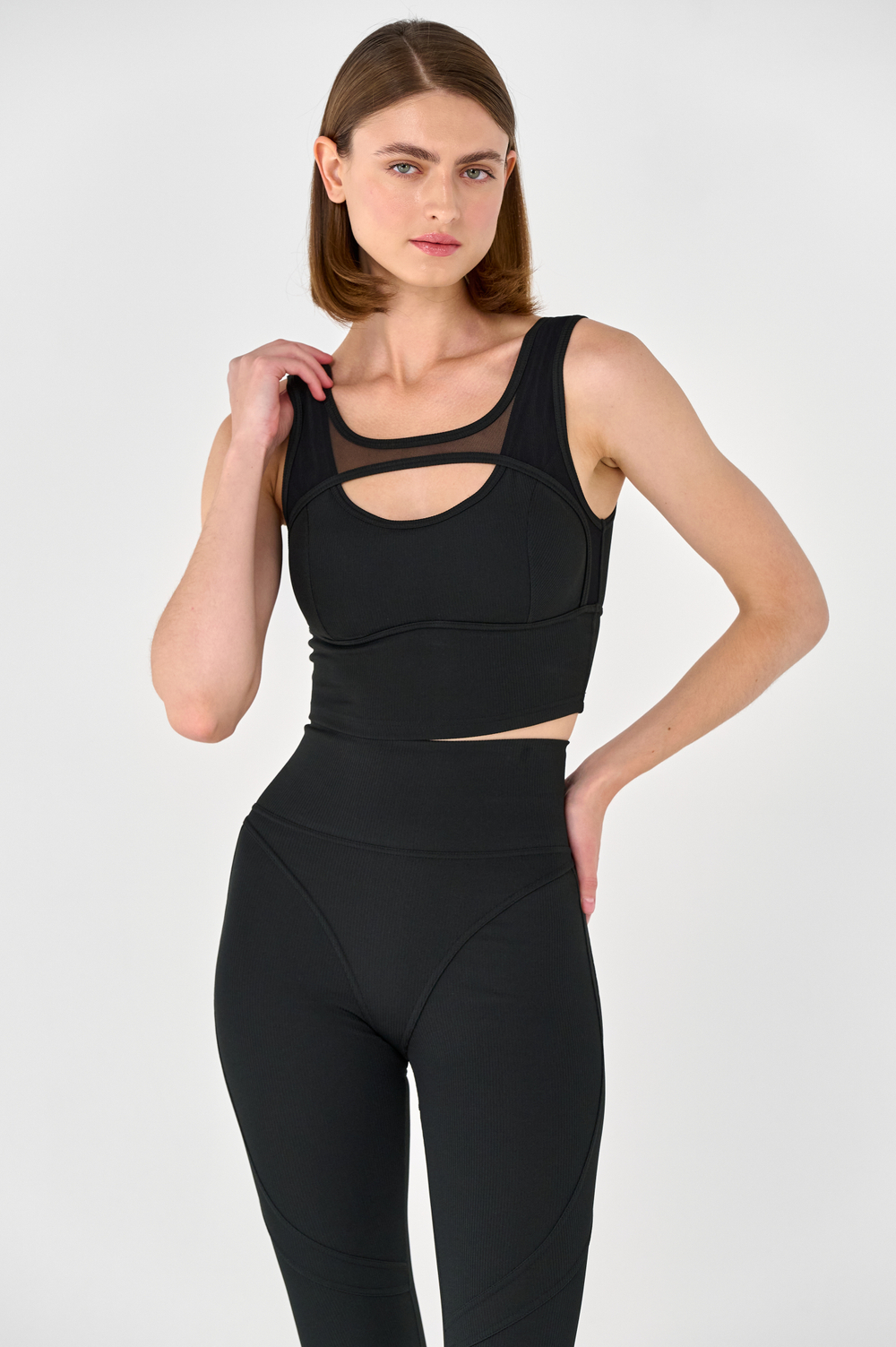 Топ-бра борцовка с чашками с поддержкой 10 см с сеткой