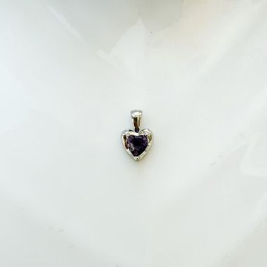 Подвеска Сердце с тёмно-сиреневым фианитом, 12*8 мм, родий, П294