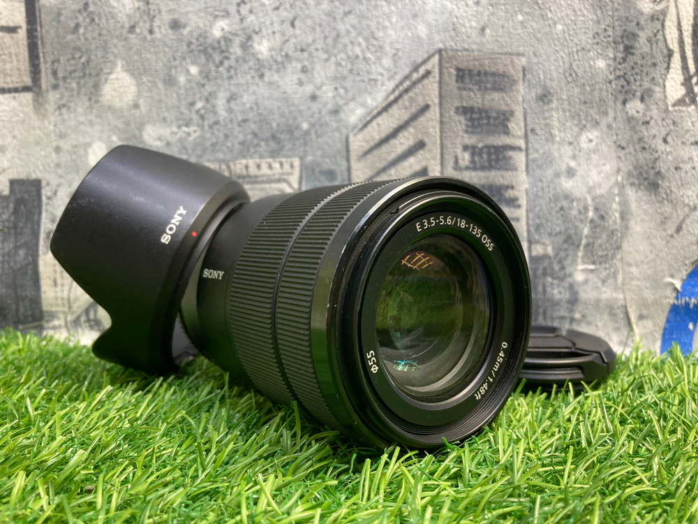 Sony E 18-135mm F3.5-5.6 OSS Покупка/Продажа
