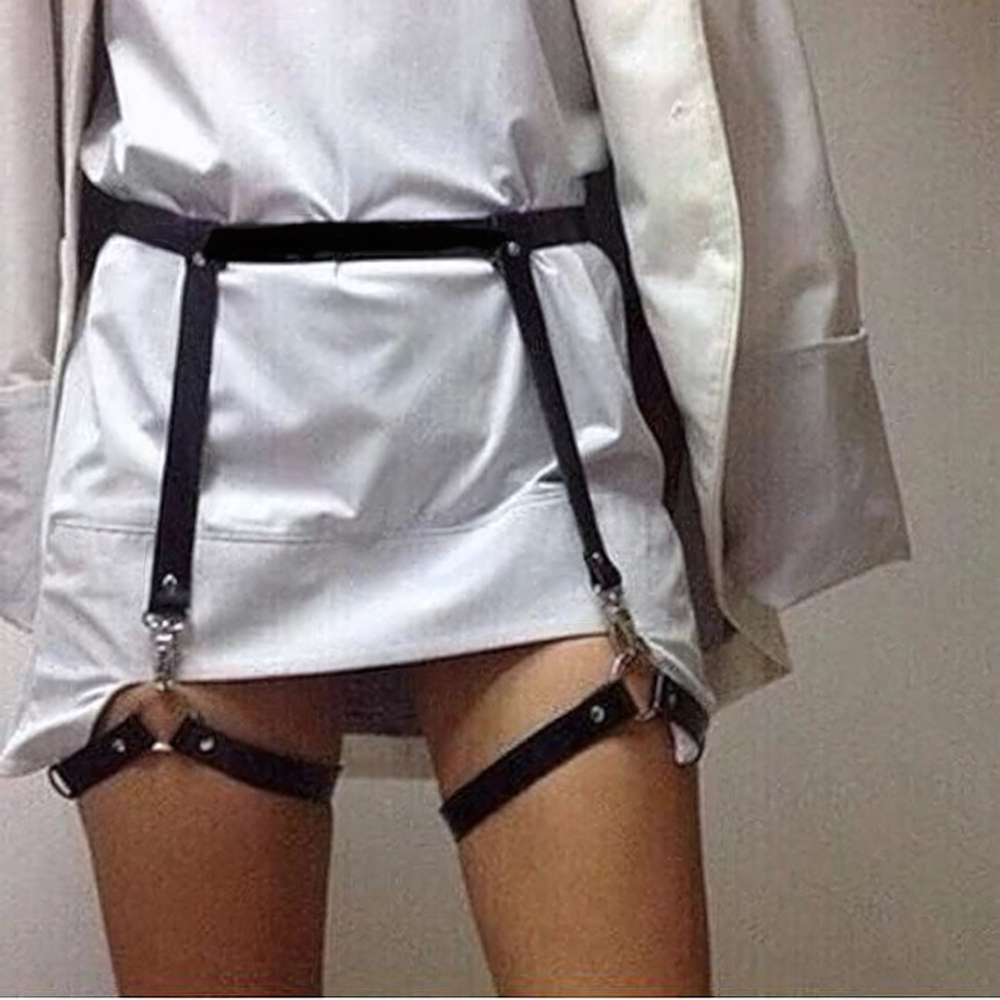 Гартеры с поясом One Size (40-50) (Цвет: черный)