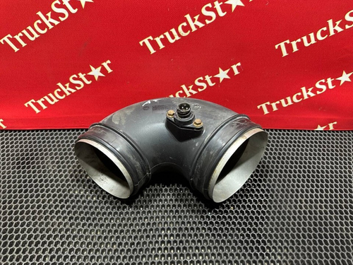 Патрубок воздушного фильтра