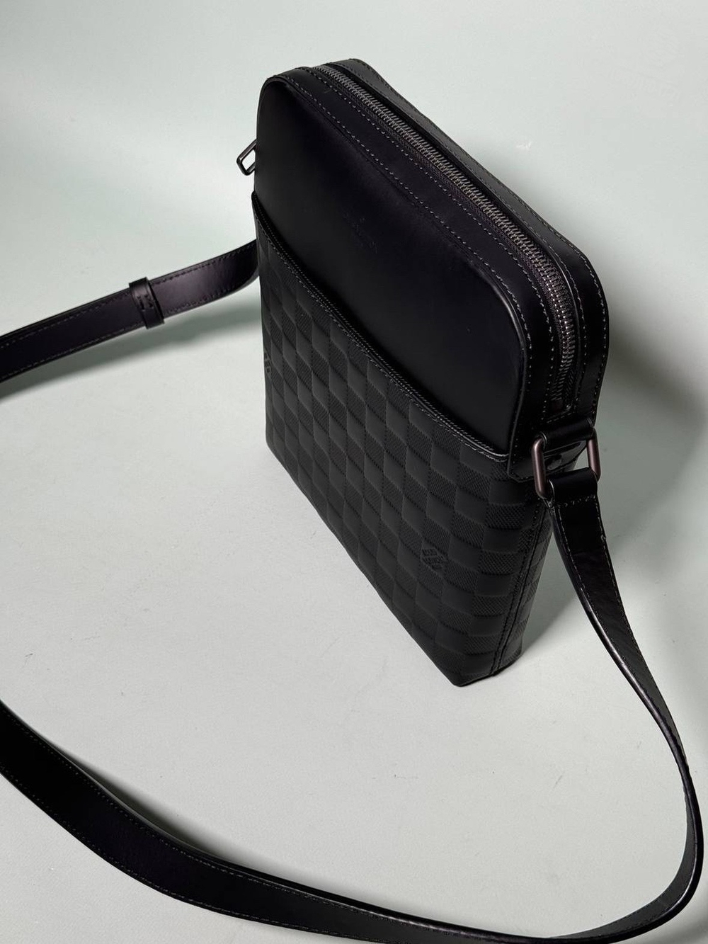 Сумка через плечо Louis Vuitton