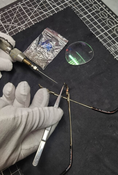 Пайка, сварка оправы с использованием дополнительных элементов, запасных частей