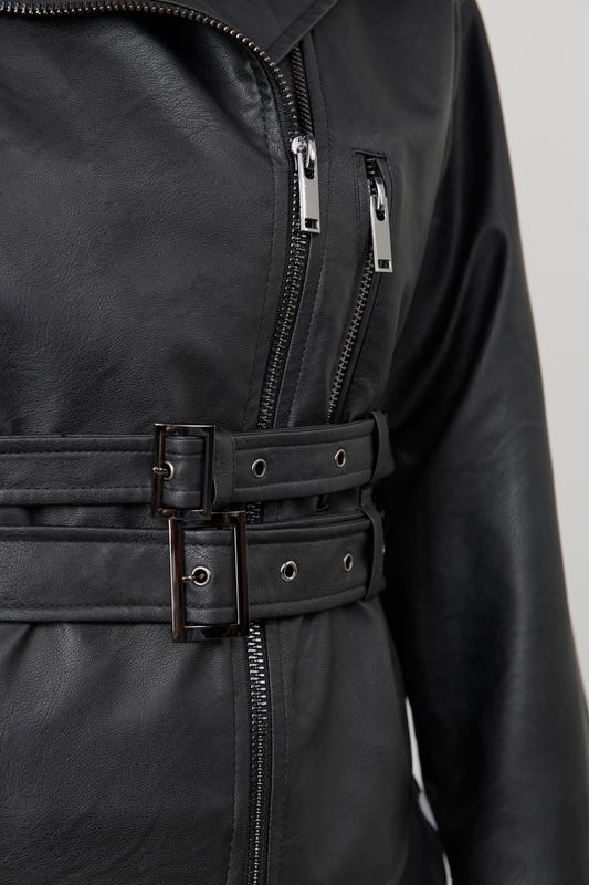 Куртка-косуха с ремнями, черный