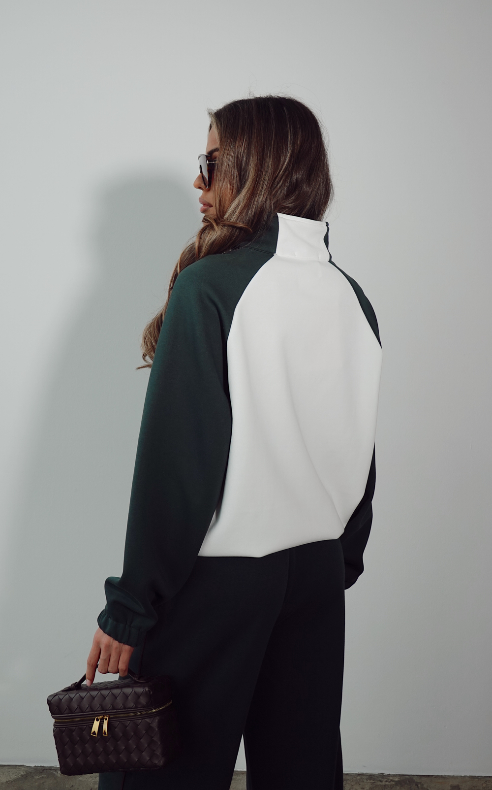 Костюм спортивный из хлопка с поло на замке