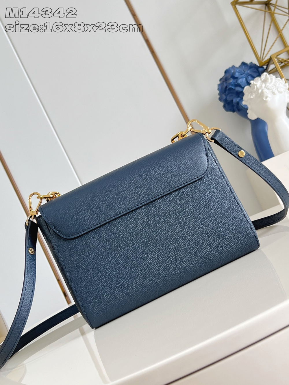 Louis Vuitton Twist MM Slim
