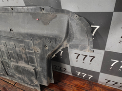 Пыльник двигателя Geely Coolray 19-нв Б/У Оригинал 5030028300