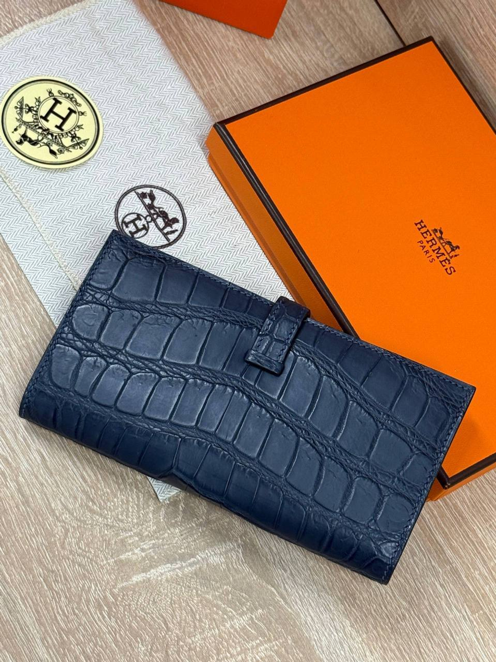 Кошелек Hermes из кожи крокодила