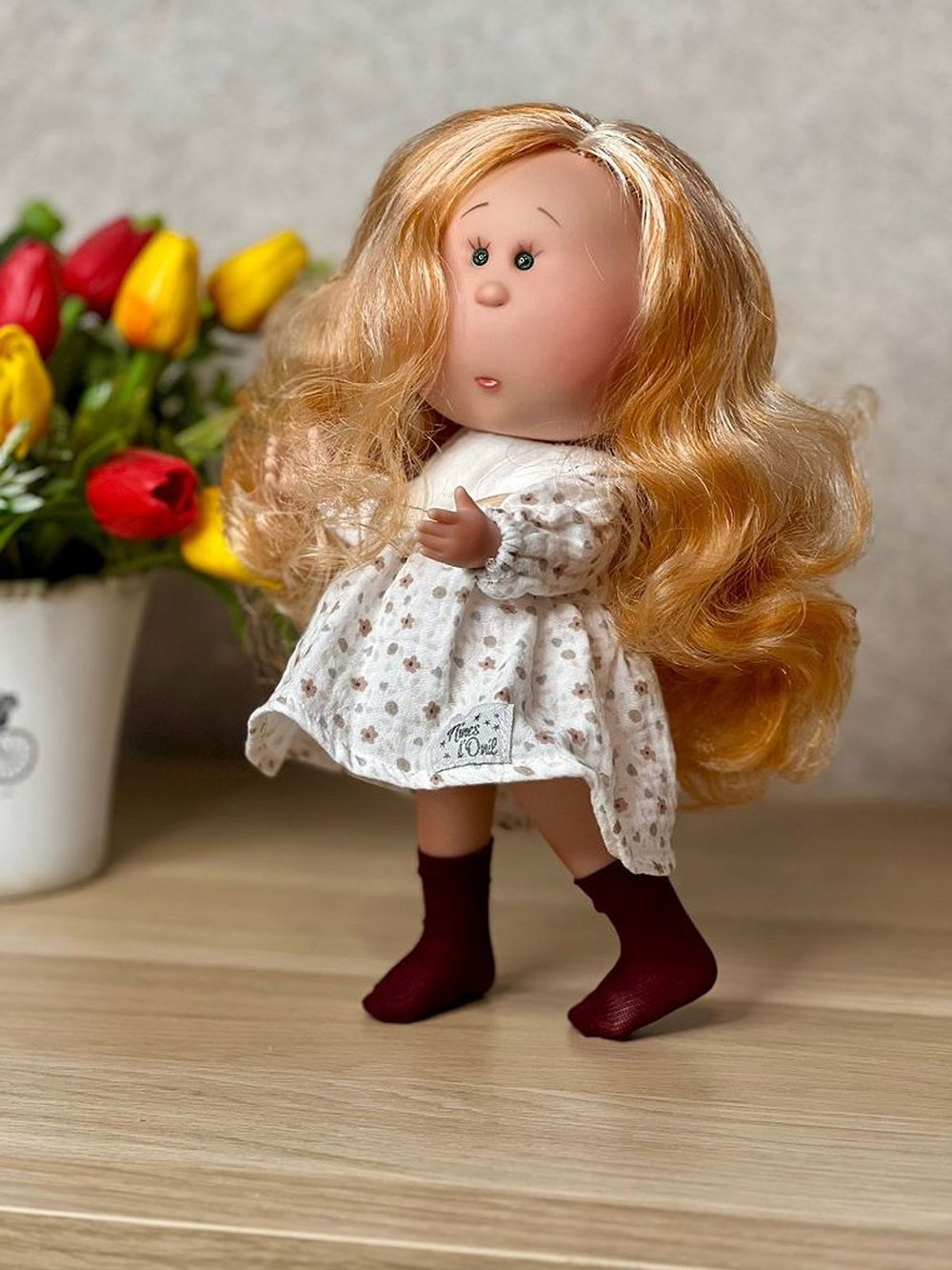 Кукла Nines виниловая 30см MIA в пакете (3402M2)