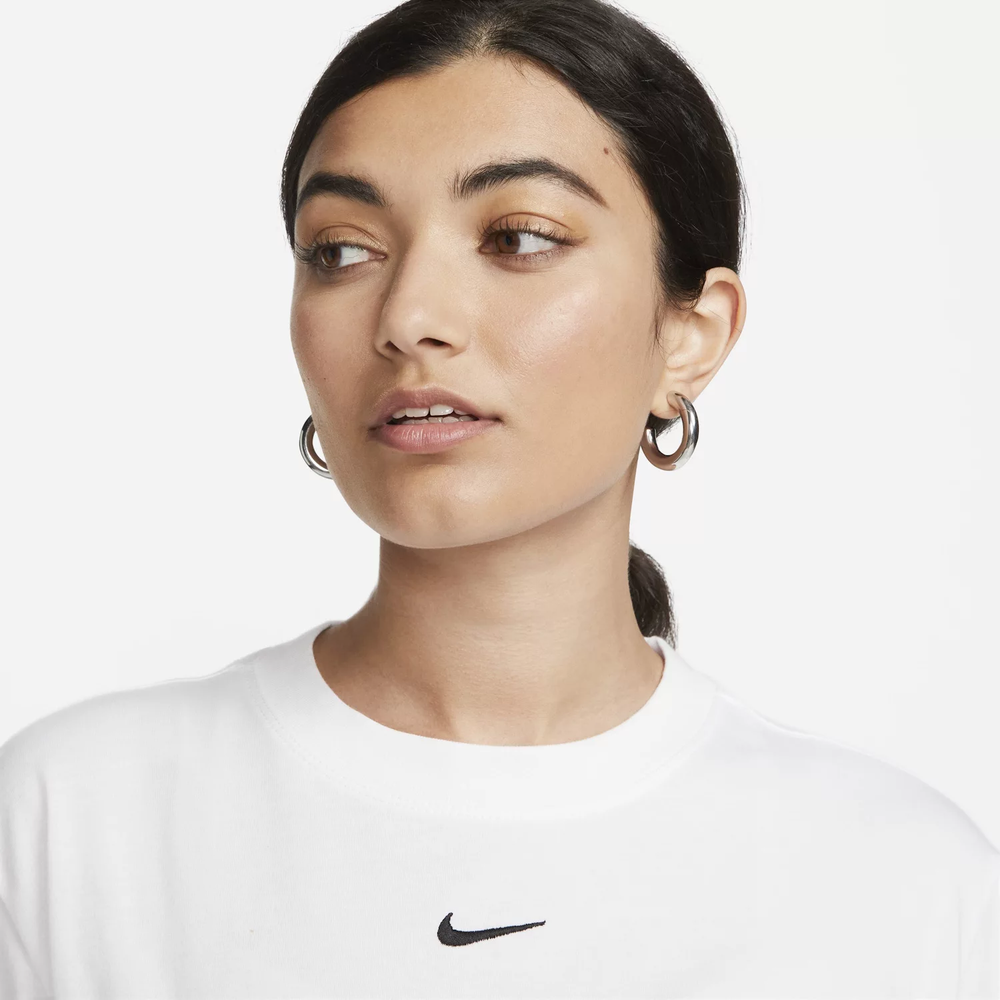 FD4149-100 Футболка NIKE W NSW TEE ESSNTL LBR