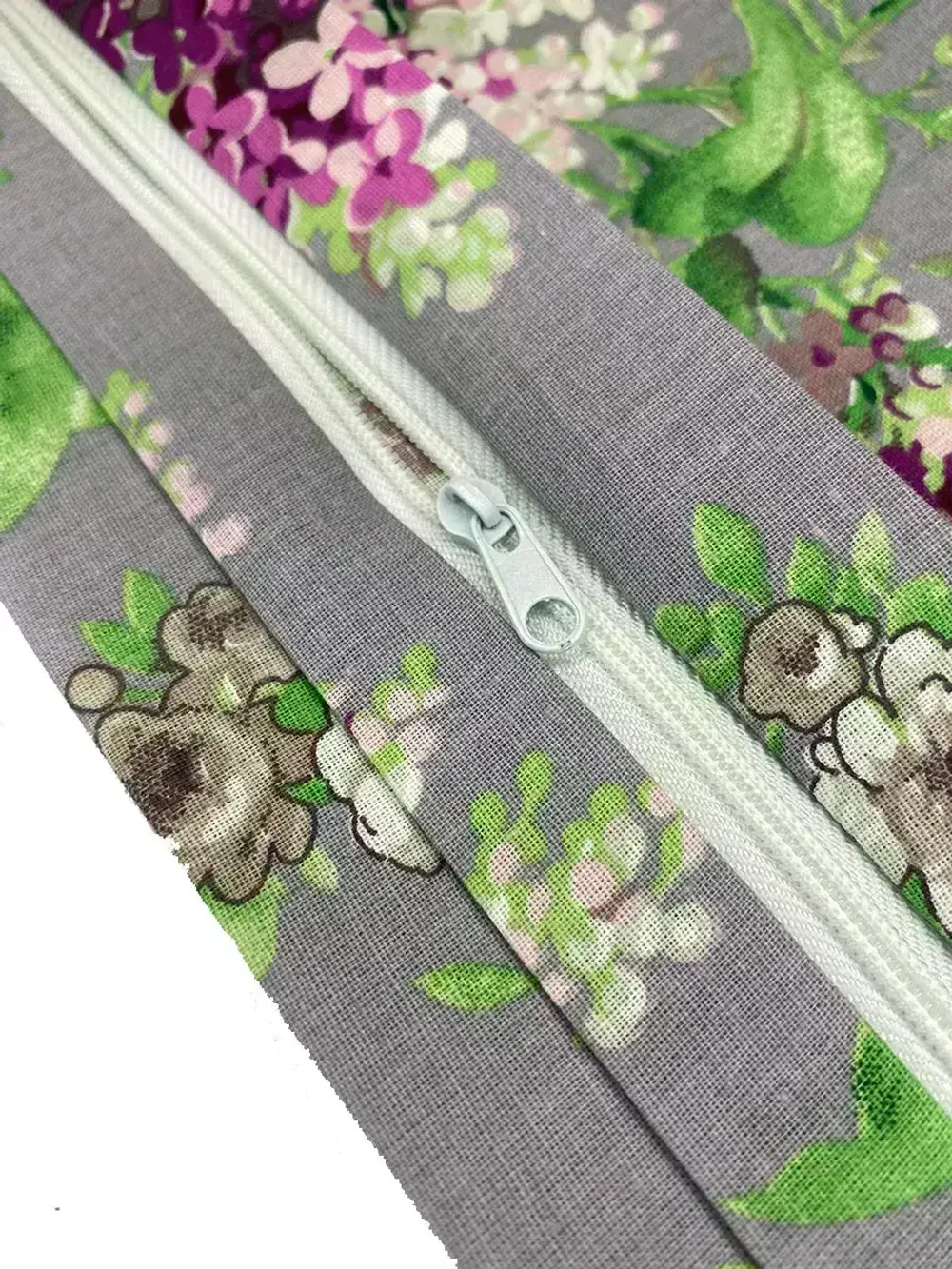 Наволочка комплект 2шт перкаль Сказка "Сирень" 45х45 см на молнии