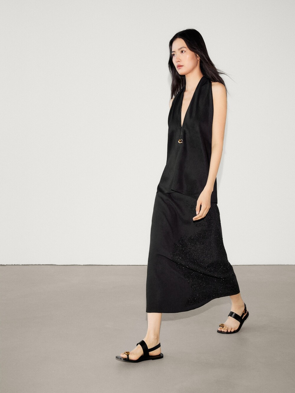 Massimo Dutti Топ с V-образным вырезом и горловиной халтер, черный