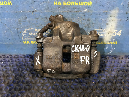 Суппорт тормозной передний правый MITSUBISHI LANCER 1998