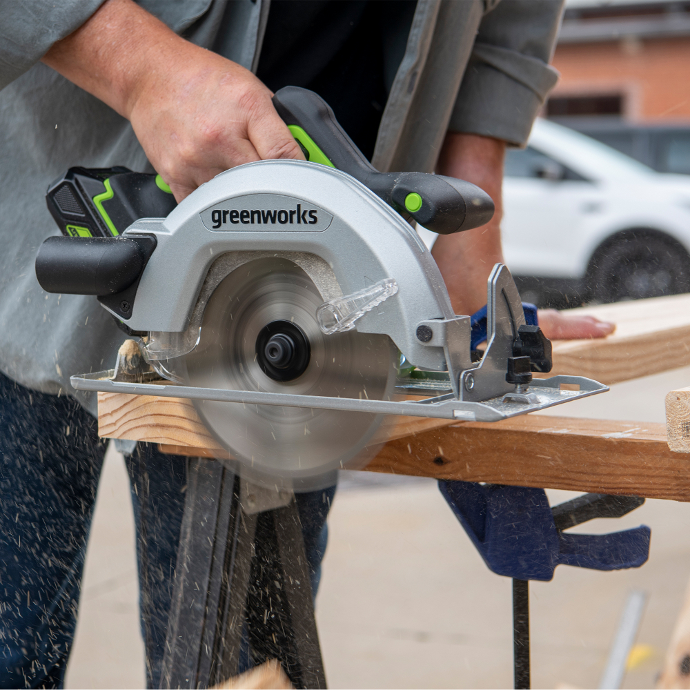 Пила циркулярная аккумуляторная 24V Greenworks G24CS б/щ 185мм без АКБ и ЗУ