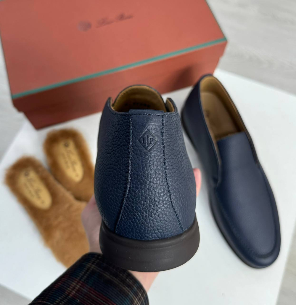 Лоферы Loro Piana с меховой стелькой