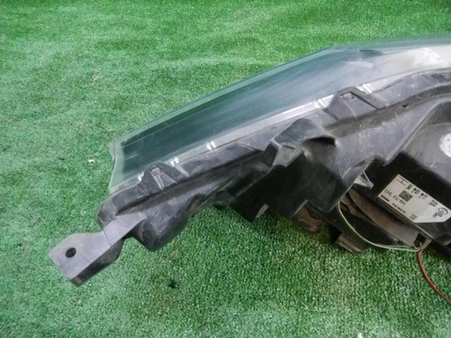 Битая Фара правая Nissan Qashqai J11 (2013-2019) галоген