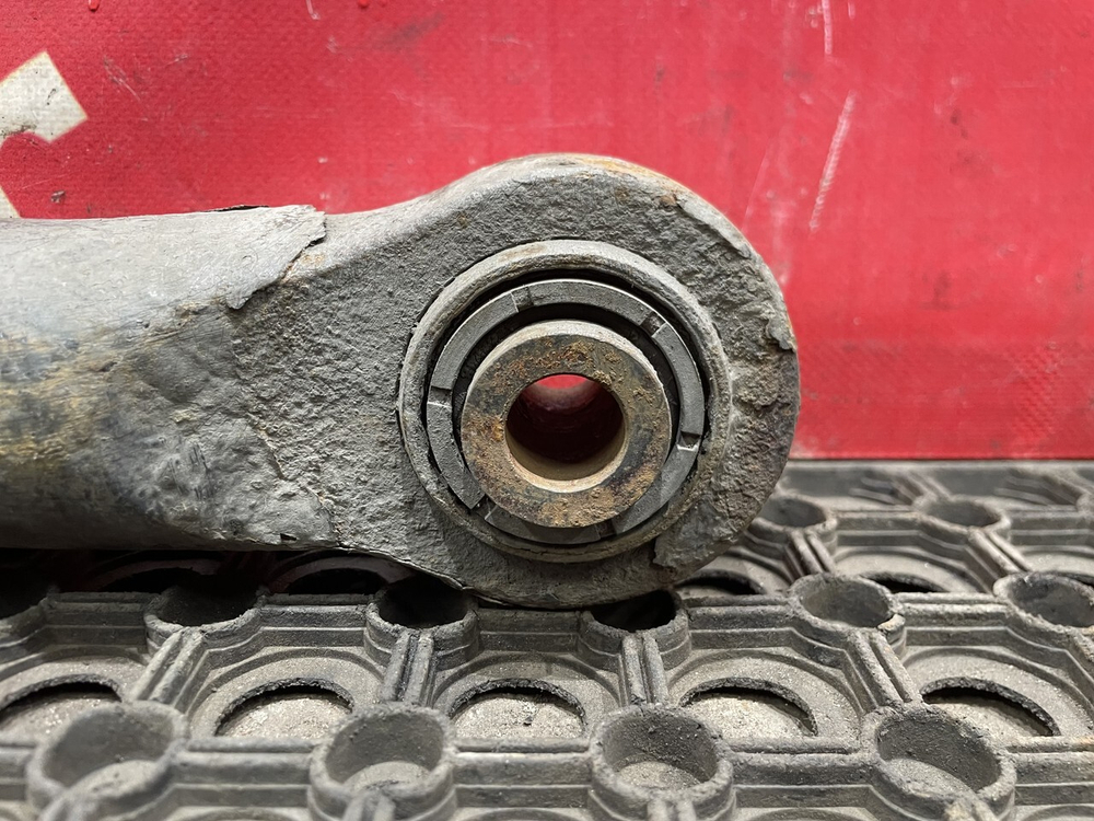 Стабилизатор задний