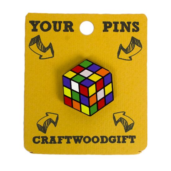 Деревянный значок. Кубик Рубика