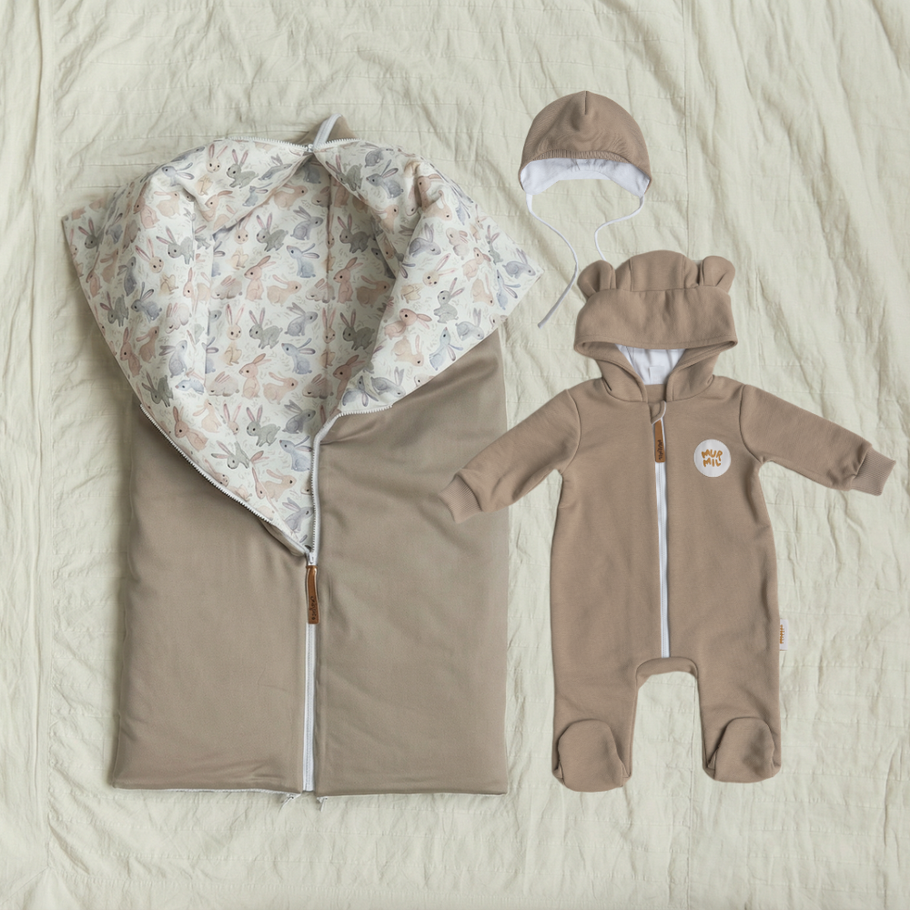 Комплект на выписку Зайчишки (кофейно-серый)/Какао (3 предмета)