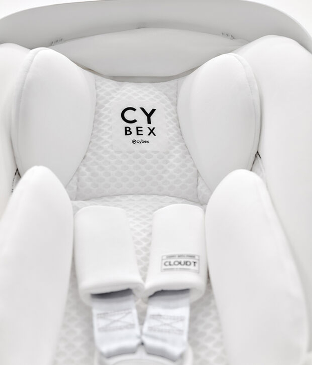 Коляска Cybex Coya Cloud T i-Size FE Urban Mobility White