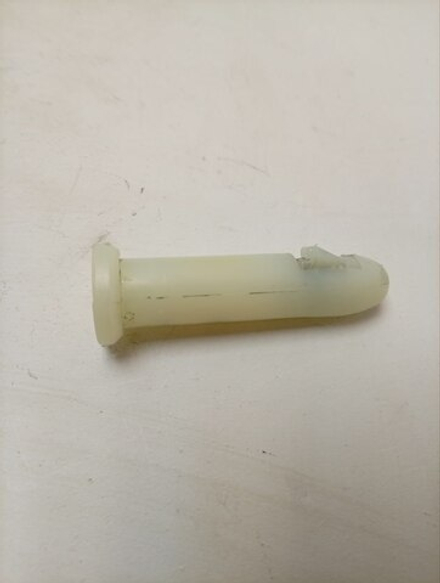 WMSD7105B кт17 Палец крепления амортизаторов стиральной машины Hotpoint-Ariston б/у