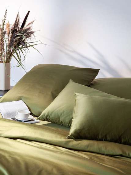 Комплект постельного белья из премиального сатина оливкового цвета из коллекции essential, 200х220 с