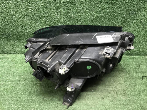 Битая Фара левая VW Teramont (2017-2022) LED