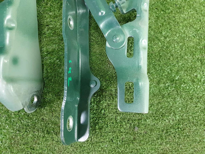 Петля капота Комплект Genesis GV80 (2020-н.в.)