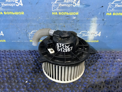 Моторчик печки MAZDA FAMILIA 1998-2008