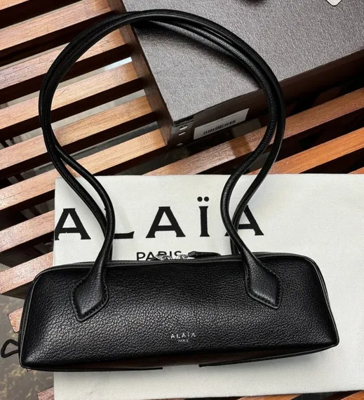 Сумка ALAIA LE TECKEL MEDIUM из натуральной кожи
