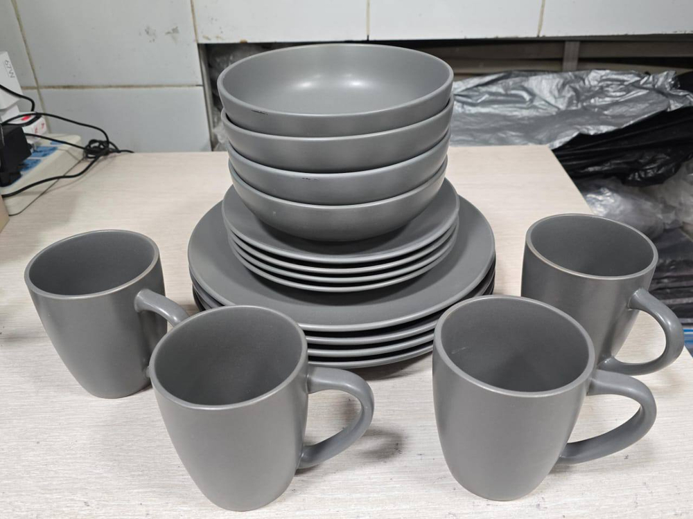 Набор посуды на 4 персоны