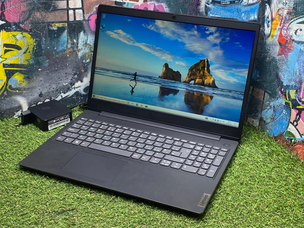 Ноутбук Lenovo 15.6' i3-10110U/FHD IPS/8GB/240GB/ IdeaPad 3 15IML05[81wb011rrk]/Windows 10