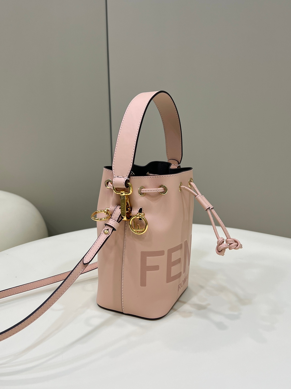Fendi Mon Tresor 18 cm