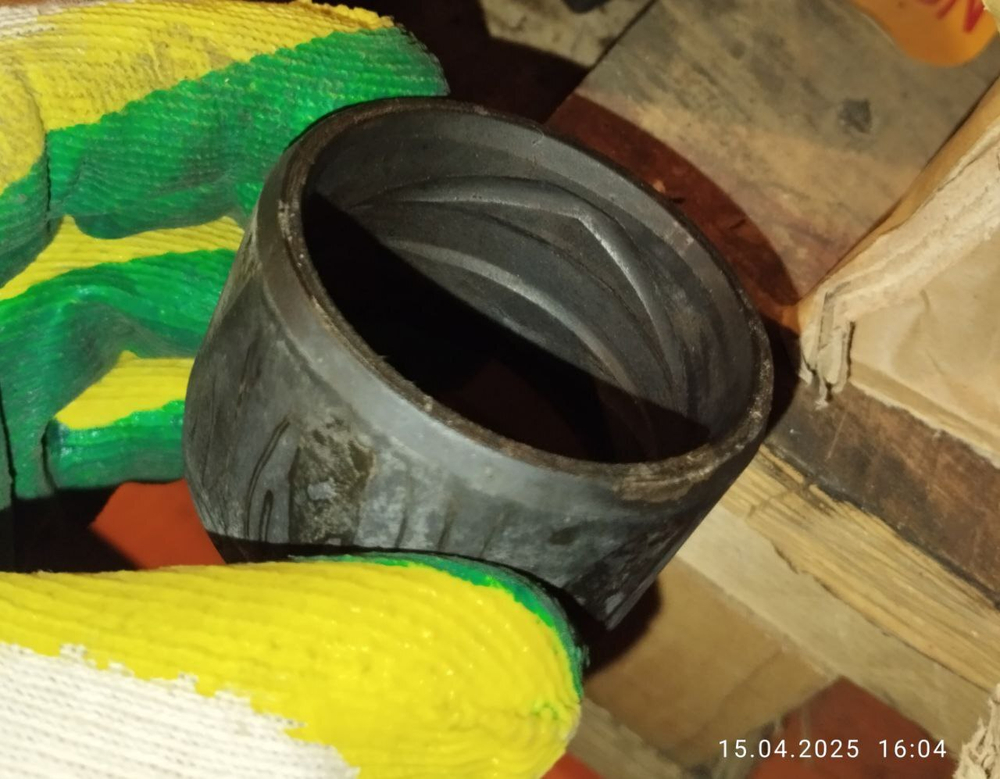 Втулка 3520033M1