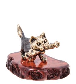 Народные промыслы AM- 601 Фигурка «Котик с косточкой» (латунь, янтарь)