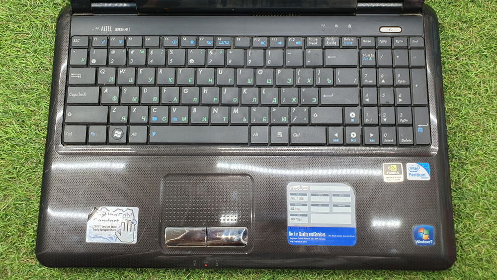 Ноутбук ASUS  Pentium/4 Gb