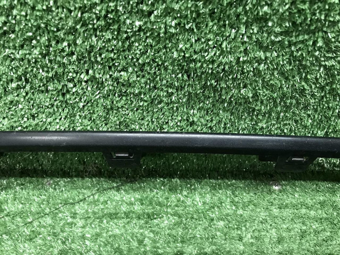 Накладка перед. бампера Mercedes C w205 18-23 AMG