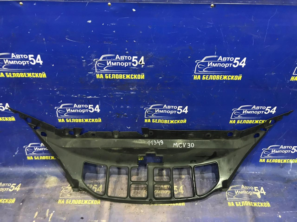 Накладка на рамку радиатора TOYOTA WINDOM 2004-2006