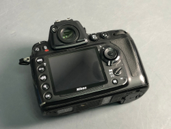 Nikon D700 320.000 кадров