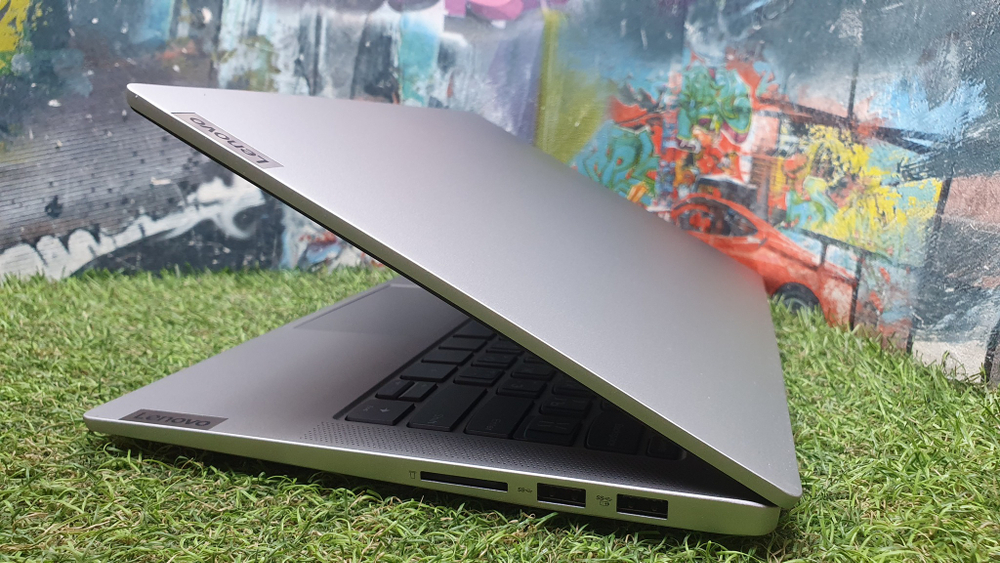 Ноутбук Lenovo 14' FHD Ryzen 3 5300U/8GB/256GB/ Air 14ITL 2021[82FF0011CD]/Windows 10